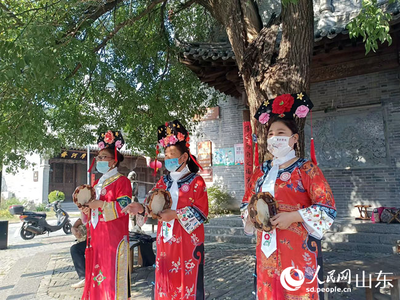 青州古城里的滿族八角鼓 非遺藝術的當代傳承與創新